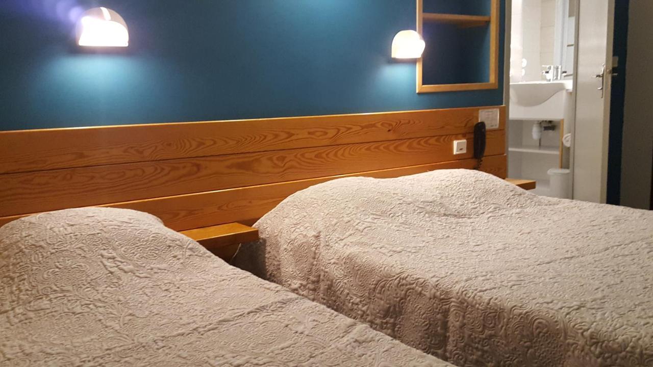 Hotel Restaurant Glaizette LʼArgentière-la-Bessée Exteriör bild