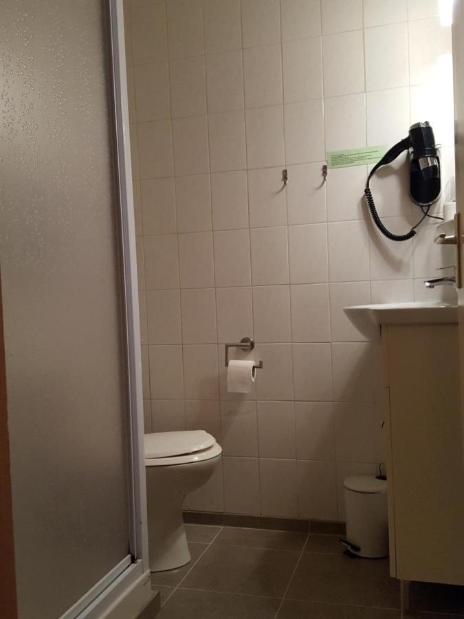 Hotel Restaurant Glaizette LʼArgentière-la-Bessée Exteriör bild