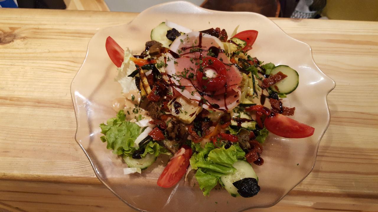 Hotel Restaurant Glaizette LʼArgentière-la-Bessée Exteriör bild