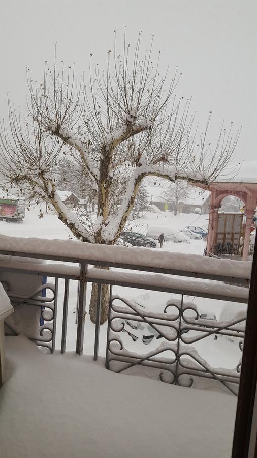 Hotel Restaurant Glaizette LʼArgentière-la-Bessée Exteriör bild